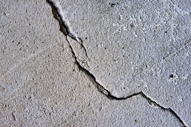 Earthquake Crack